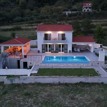 Secluded House - Guaranteed Privacy - Heated Pool Villa Klis Exterior photo